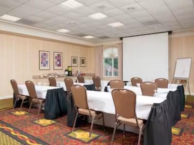 Hilton Garden West Wabash Landing